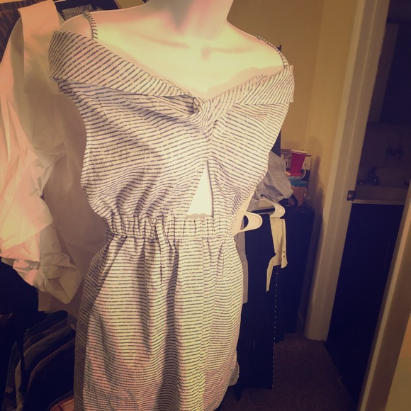 Blue&White striped off shoulder dress - Picture 1 of 4